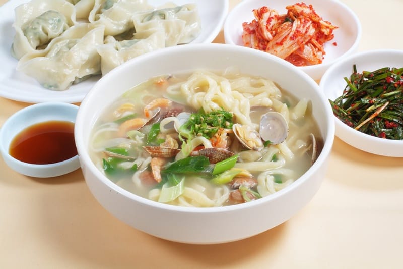 끌이네식당 갤러리 1